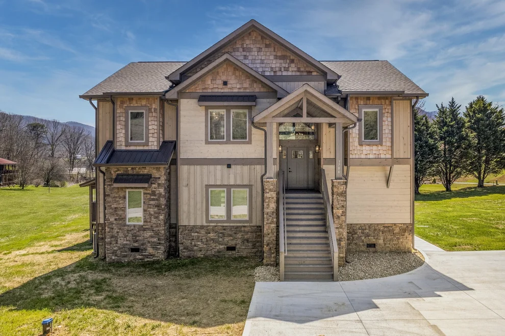 Unit for sale at 3706 Cove View Lane, Sevierville, TN 37862