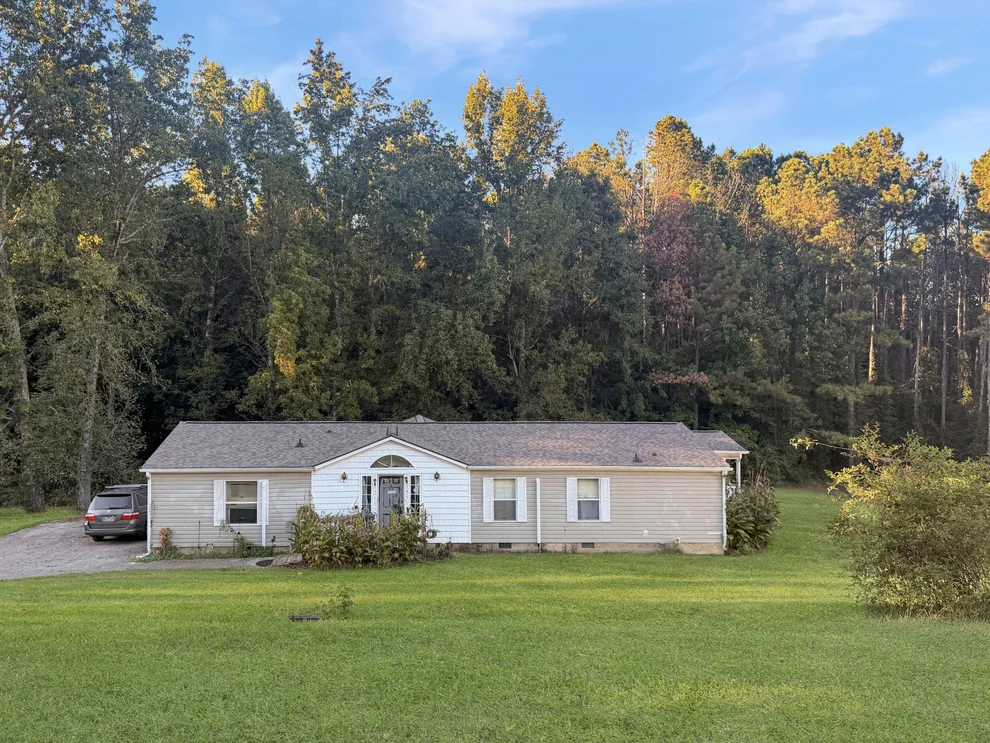 Unit for sale at 144 Betsy Lane, Rossville, GA 30741