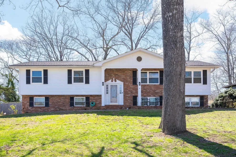 Unit for sale at 7318 Valley Lane, Hixson, TN 37343
