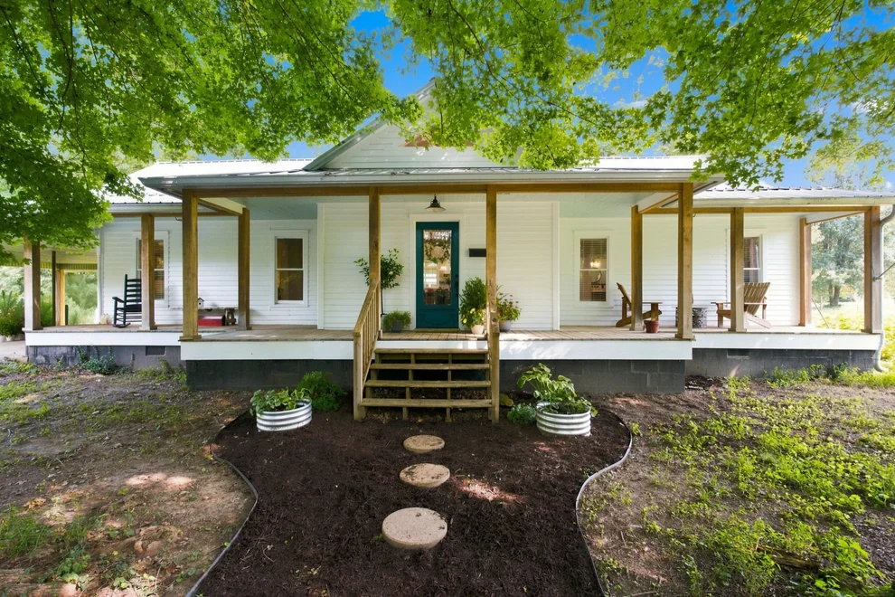 Unit for sale at 3363 Church St, Burns, TN 37029