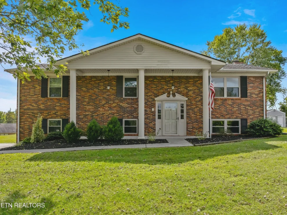 Unit for sale at 6864 Westgate Circle, Talbott, TN 37877
