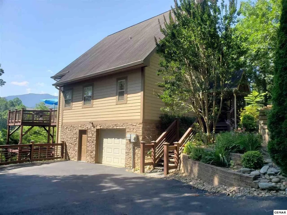 Unit for sale at 230 Stott Lane, Gatlinburg, TN 37738