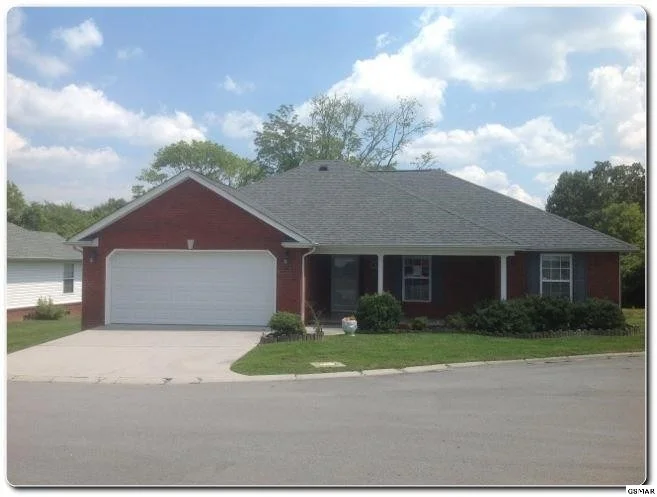 Unit for sale at 812 Colonial Estates Way, Knoxville, TN 37920