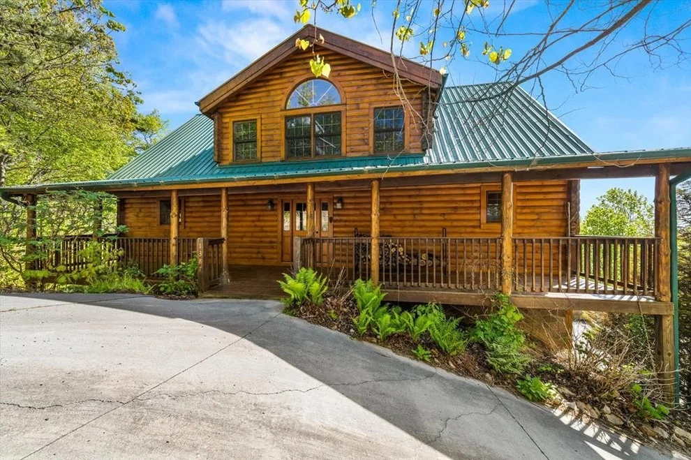 Unit for sale at 1387 Aintree Drive, Sevierville, TN 37876