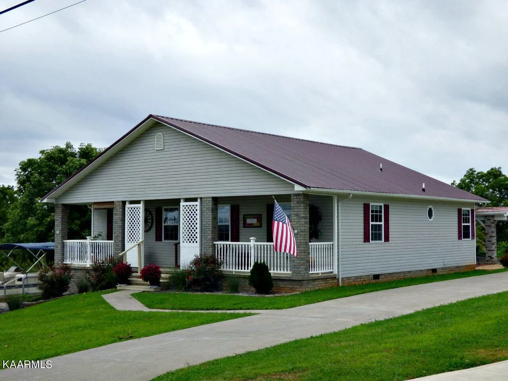 Unit for sale at 1119 Hill St, Dandridge, TN 37725