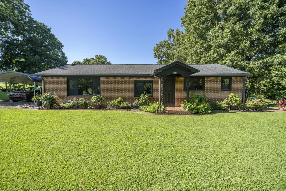 Unit for sale at 4190 HENDERSON RD, Sardis, TN 38371