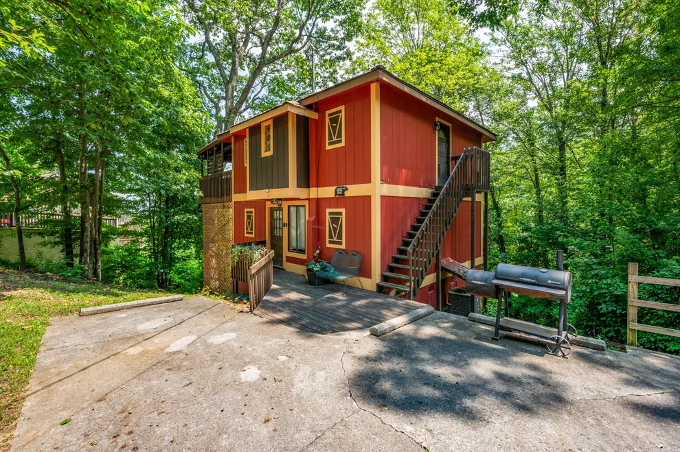 Unit for sale at 1828 Luzerne Drive, Gatlinburg, TN 37738