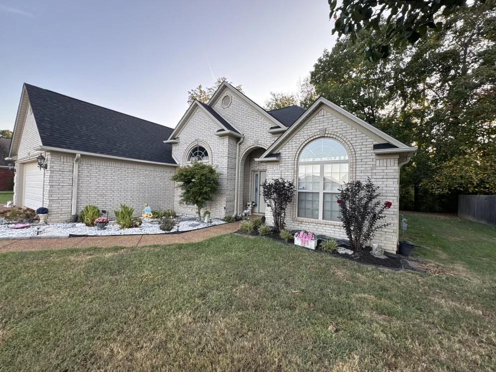 Unit for sale at 132 Oxford Dr, Jackson, TN 38305