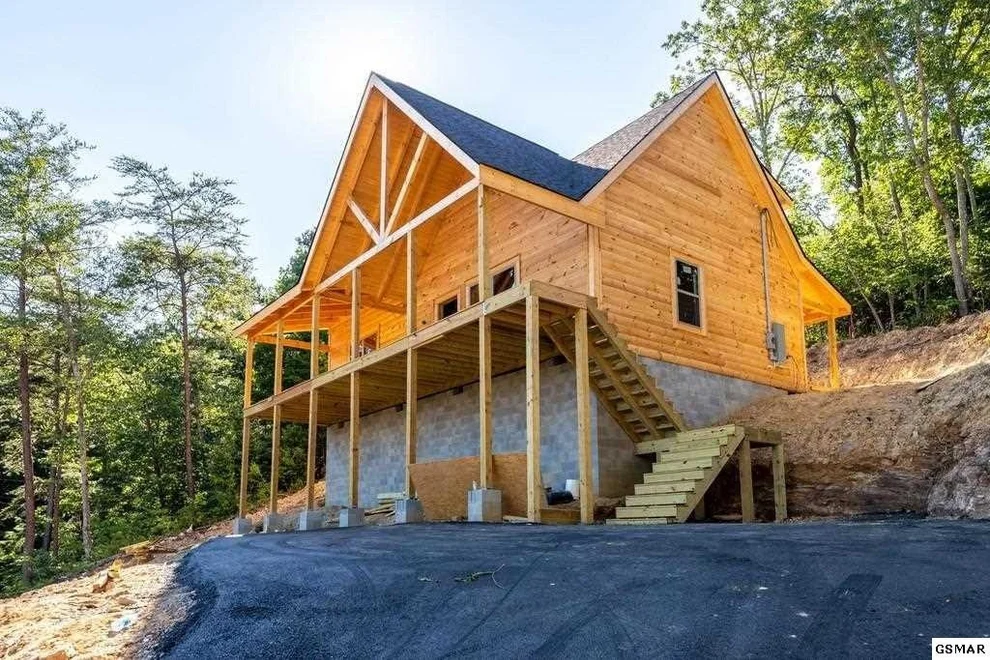 Unit for sale at 2713 Sawmill Branch Drive, Sevierville, TN 37862