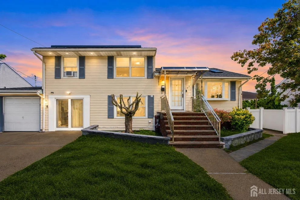 Unit for sale at 25 Penn Street, Fords, NJ 08863