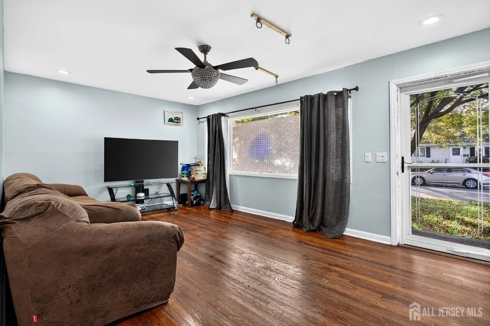 Unit for sale at 8 Kelly Street, Metuchen, NJ 08840