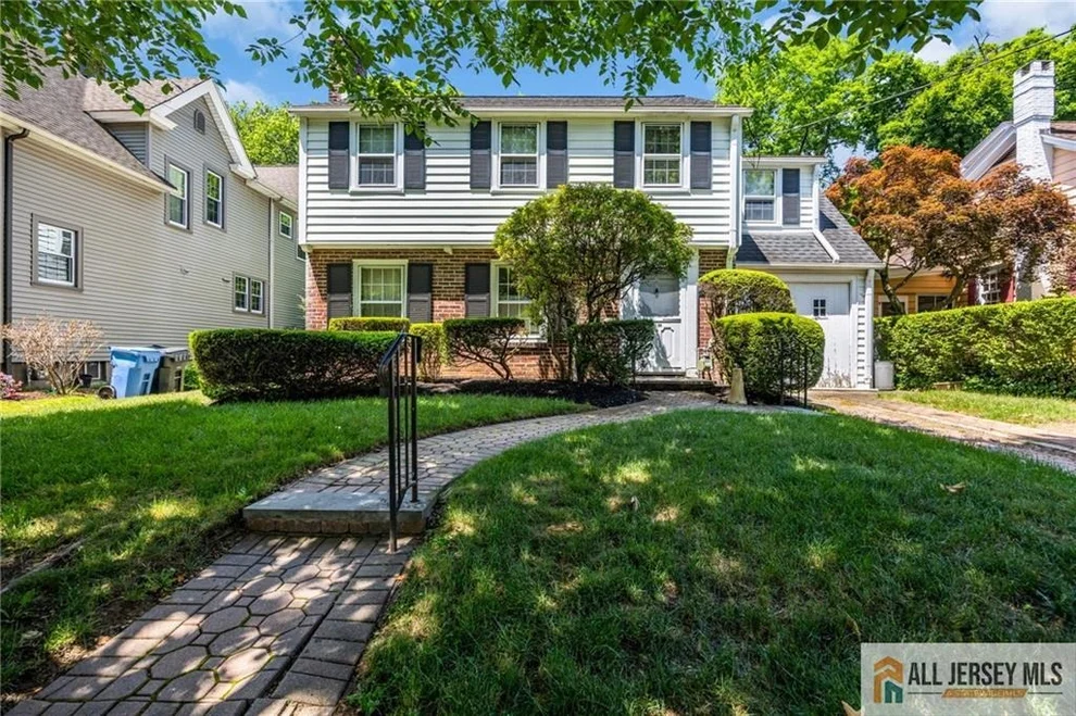 Unit for sale at 25 Home Street, Metuchen, NJ 08840