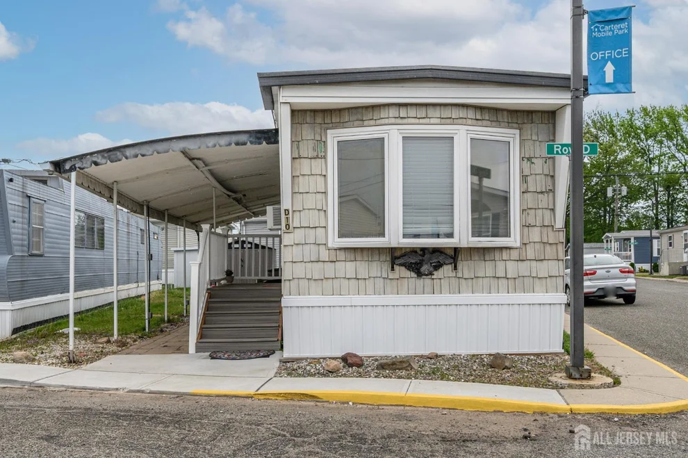 Unit for sale at 1501 Roosevelt Avenue, Carteret, NJ 07008