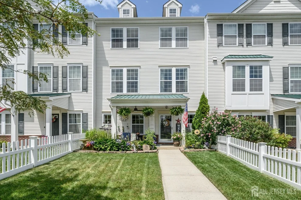 Unit for sale at 31 Rockhill Lane, Chesterfield, NJ 08515