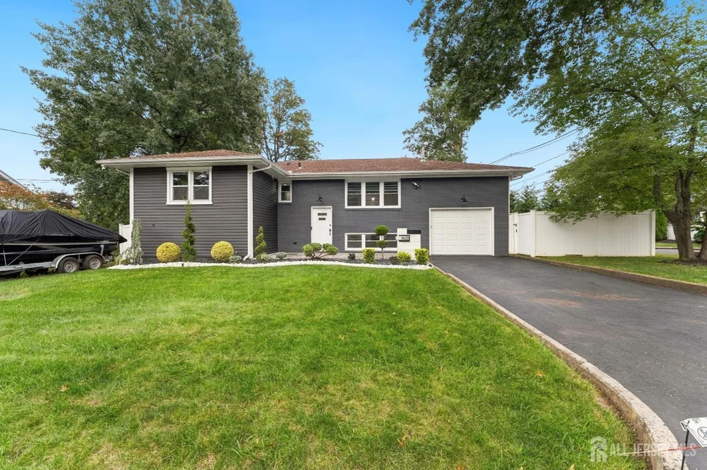 Unit for sale at 860 Coolidge Avenue, Woodbridge Proper, NJ 07095