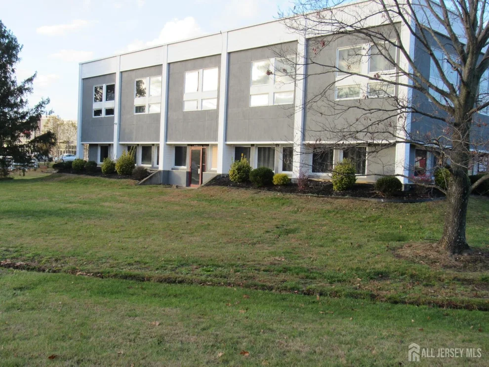 Unit for sale at 981 State Route 33 W, Monroe, NJ 08831