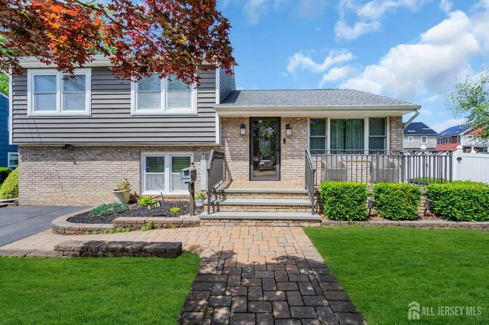 Unit for sale at 507 Thompson Place, Middletown, NJ 07748