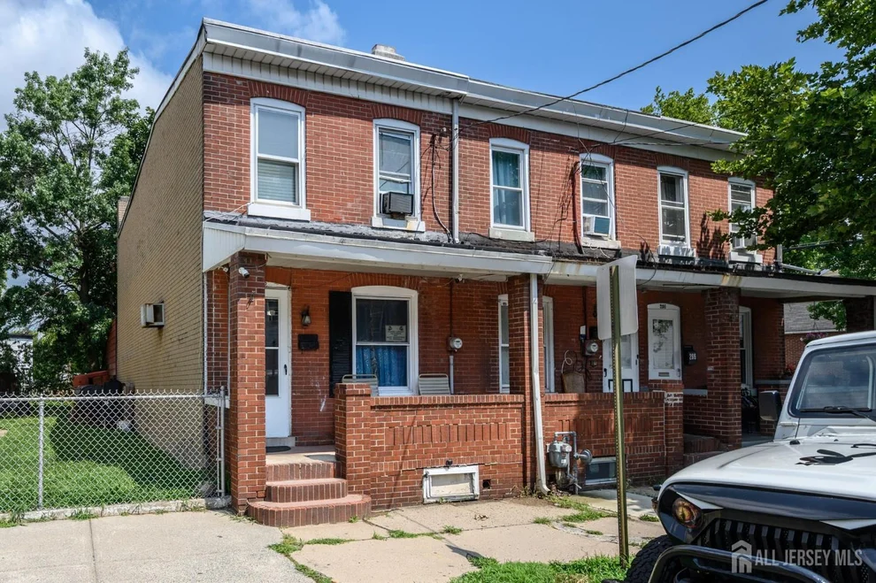 Unit for sale at 282 Ashmore Avenue, Trenton, NJ 08611