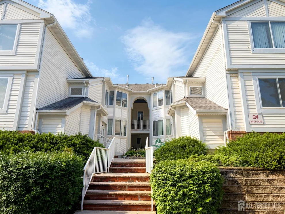 Unit for sale at 2406 Jesse Way, Piscataway, NJ 08854