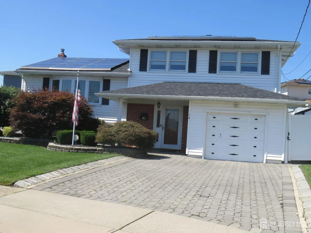 Unit for sale at 14 Sterling Court, Perth Amboy, NJ 08861