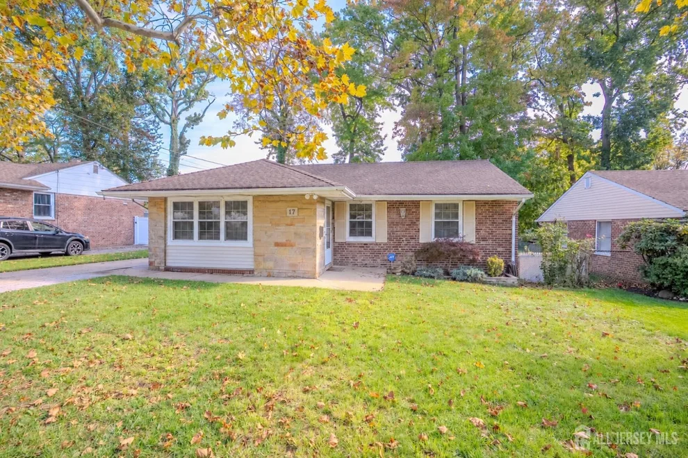 Unit for sale at 17 Melville Road, Edison, NJ 08817