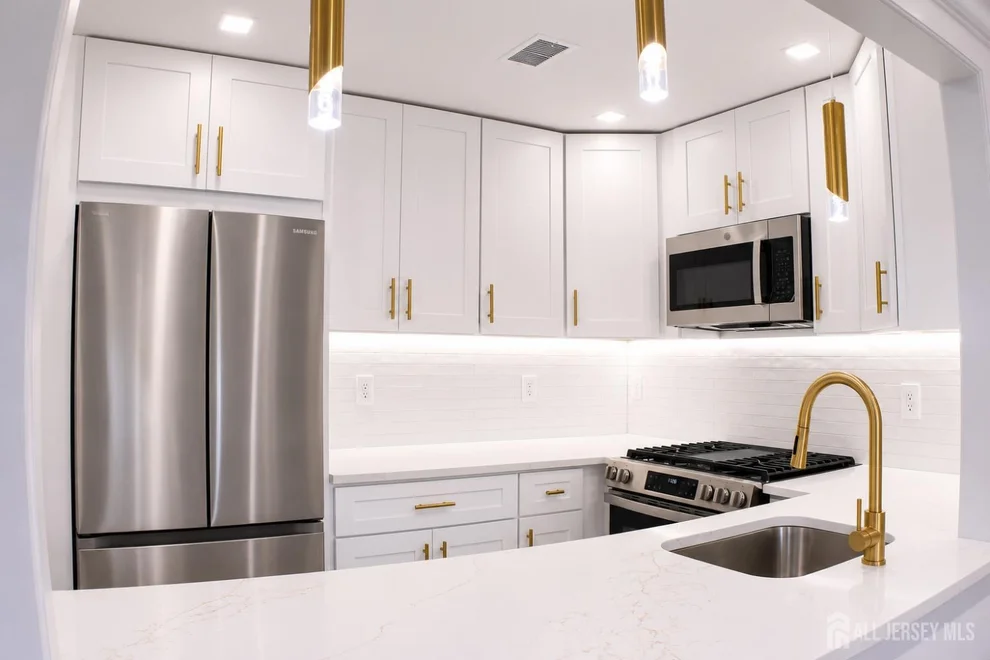 Unit for sale at 709 Sunshine Court, Sayreville, NJ 08859