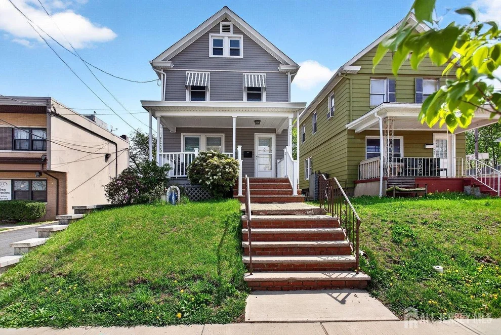 Unit for sale at 722 Livingston Avenue, North Brunswick, NJ 08902