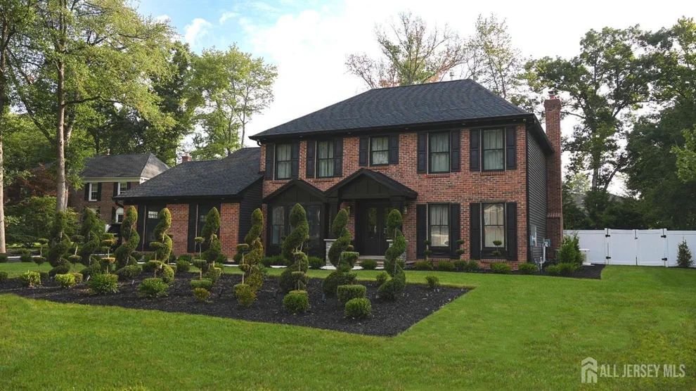 Unit for sale at 9 Wood Lake Court, North Brunswick, NJ 08902