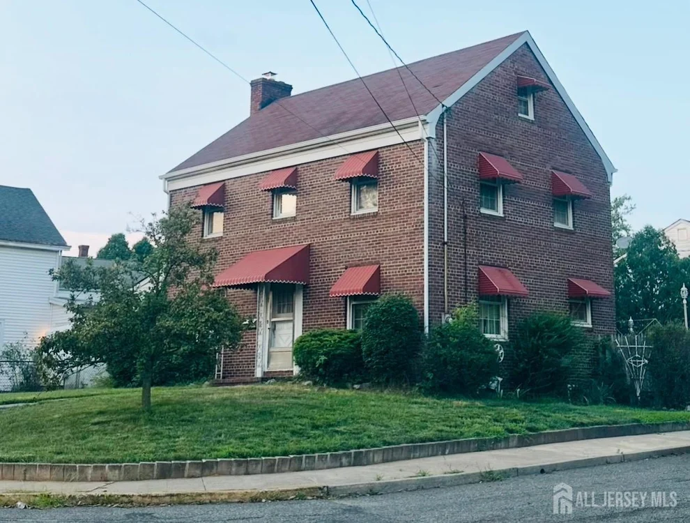 Unit for sale at 7 Winkler Road, Sayreville, NJ 08872