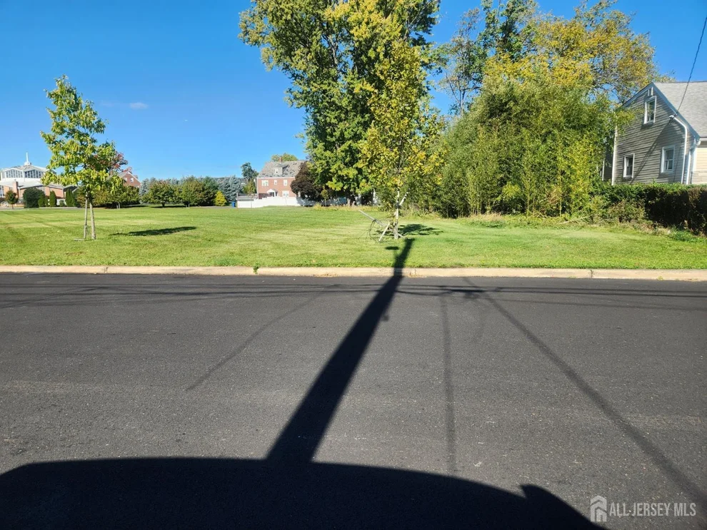 Unit for sale at 537 Voorhees Avenue, Middlesex, NJ 08846