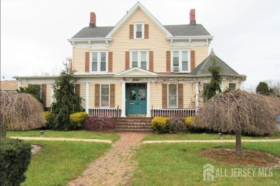 Unit for sale at 623 Georges Road, North Brunswick, NJ 08902