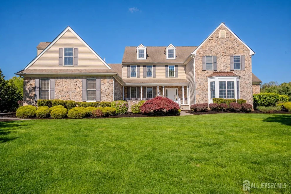 Unit for sale at 2 Linwood Drive, Monroe, NJ 08831
