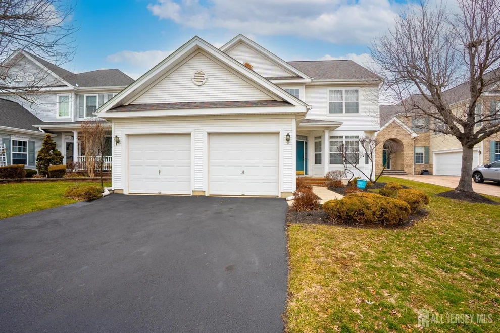 Unit for sale at 6 Barlow Court, Plainsboro, NJ 08536