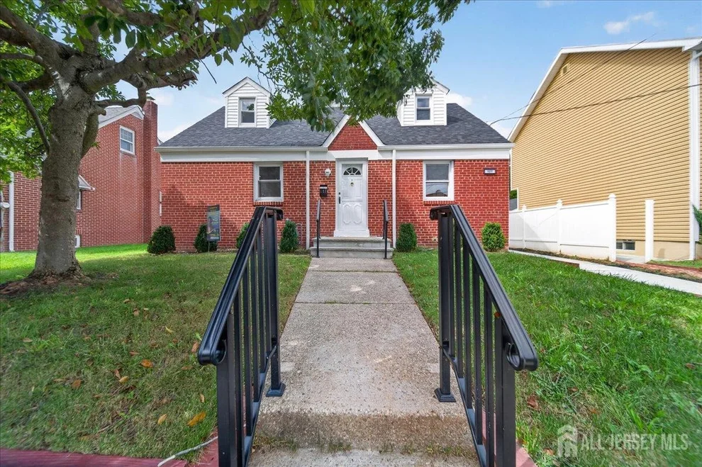 Unit for sale at 121 Dorothy Street, Carteret, NJ 07008