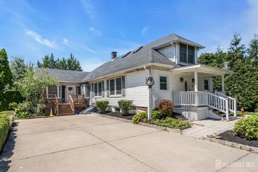 Unit for sale at 133 Summerhill Road, Spotswood, NJ 08884