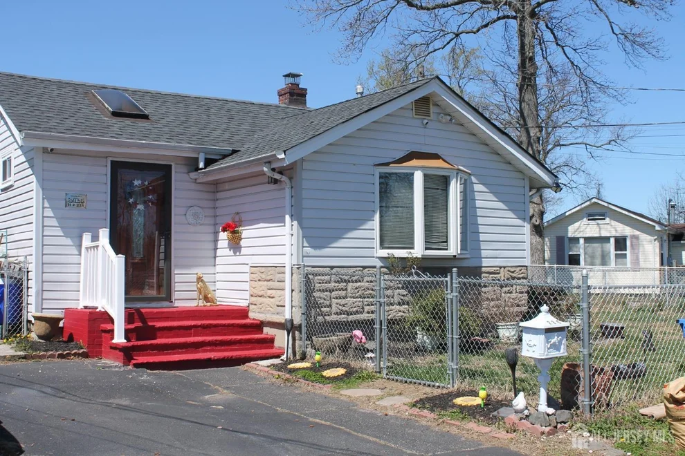 Unit for sale at 235 Alpine Way, Old Bridge, NJ 08879