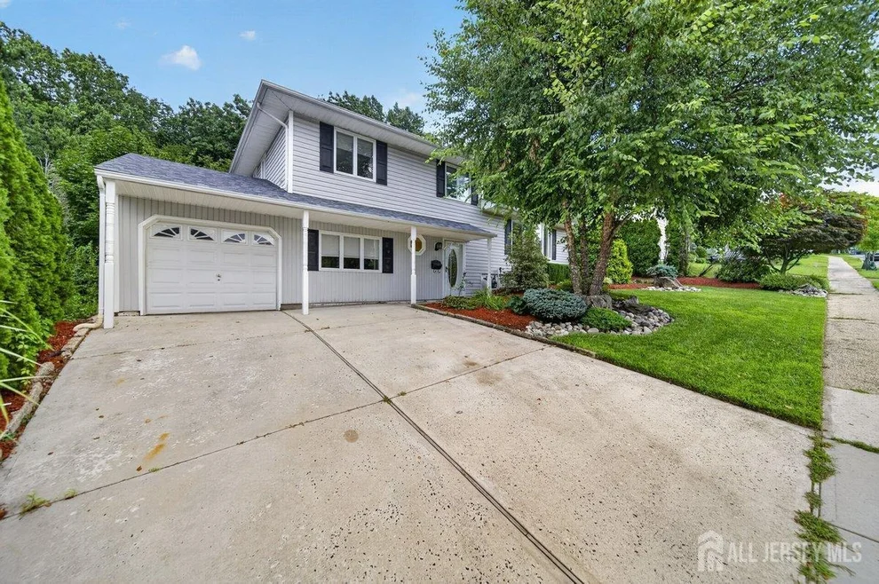 Unit for sale at 5 Ridge Road, South River, NJ 08882