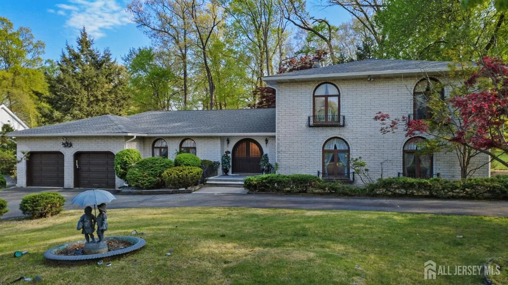 Unit for sale at 902 Joan Court, North Brunswick, NJ 08902