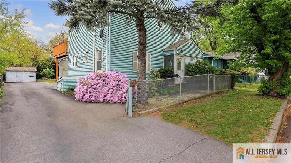 Unit for sale at 20 Crosby Avenue, Edison, NJ 08817