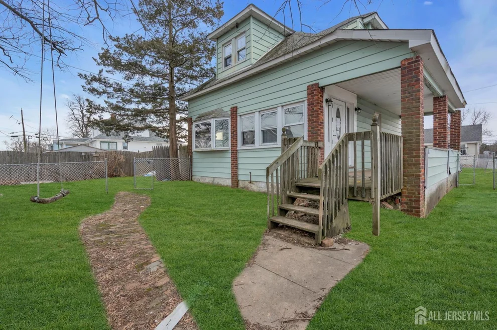 Unit for sale at 26 Murray Lane, Keansburg, NJ 07734