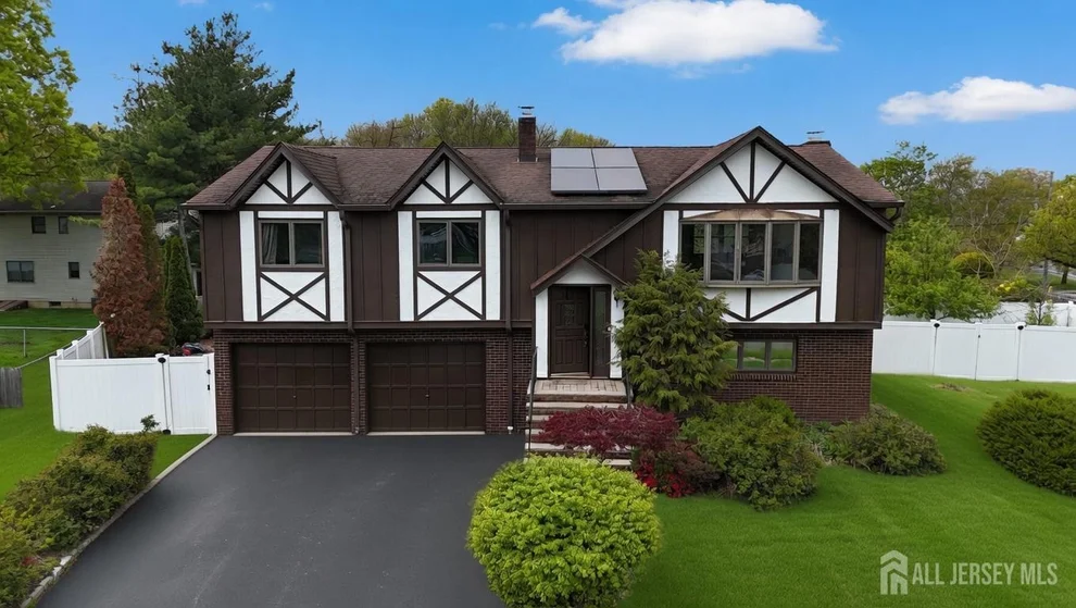Unit for sale at 2 Marc Court, Edison, NJ 08820