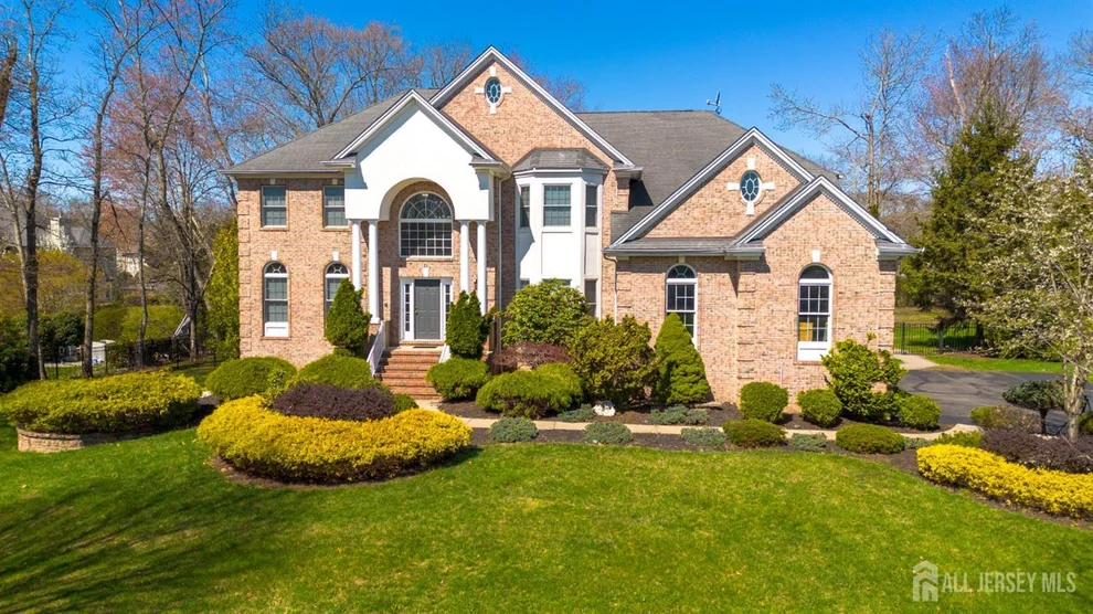 Unit for sale at 21 Woodmere Road, Monroe, NJ 08831