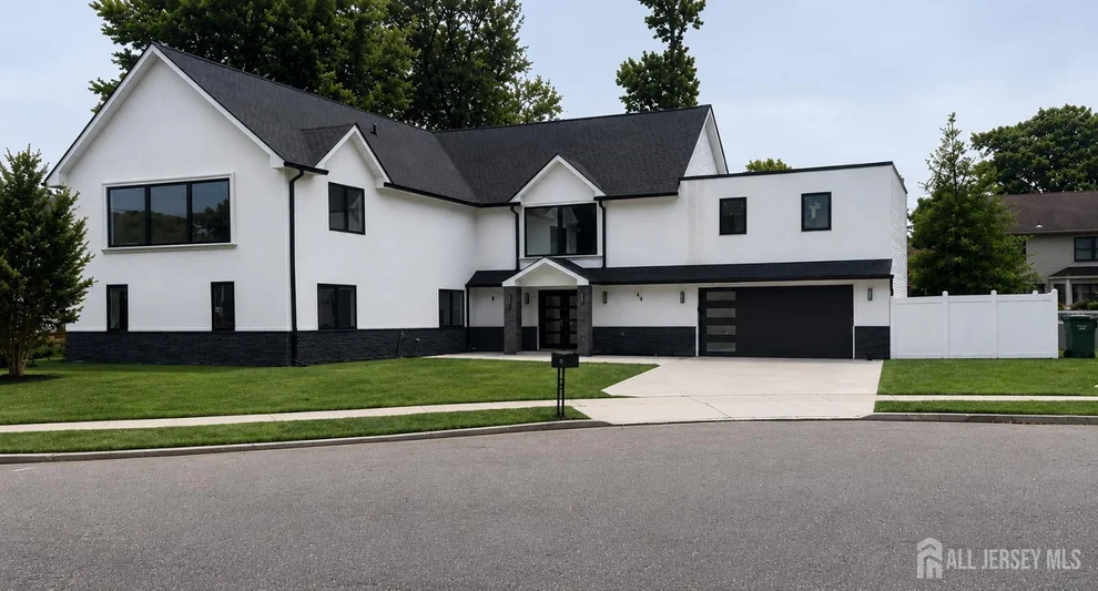 Unit for sale at 19 Lisa Court, Colonia, NJ 07067
