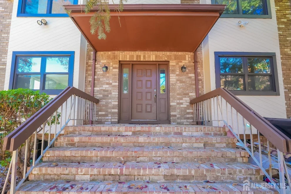 Unit for sale at 1308 Merrywood Drive, Edison, NJ 08817