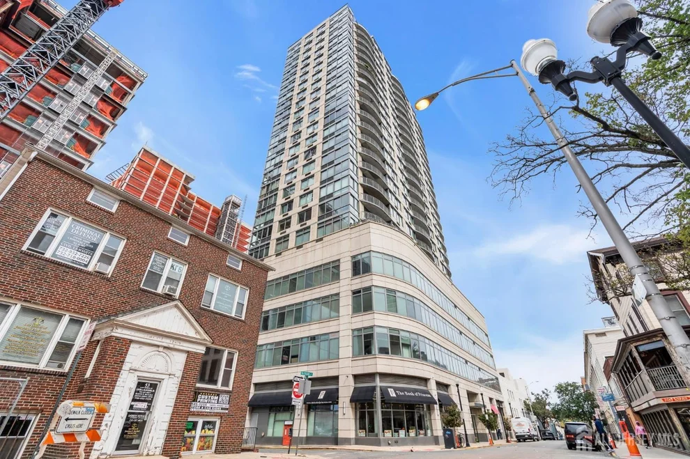 Photo of 1 Spring Street, New Brunswick, NJ 08901