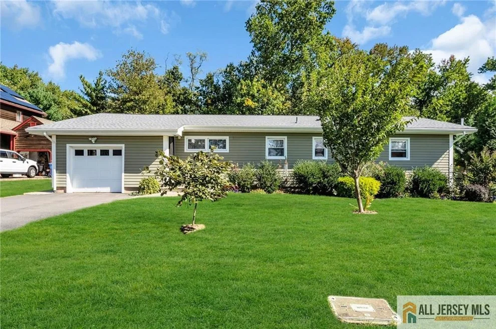 Unit for sale at 390 Kennedy Street, Iselin, NJ 08830