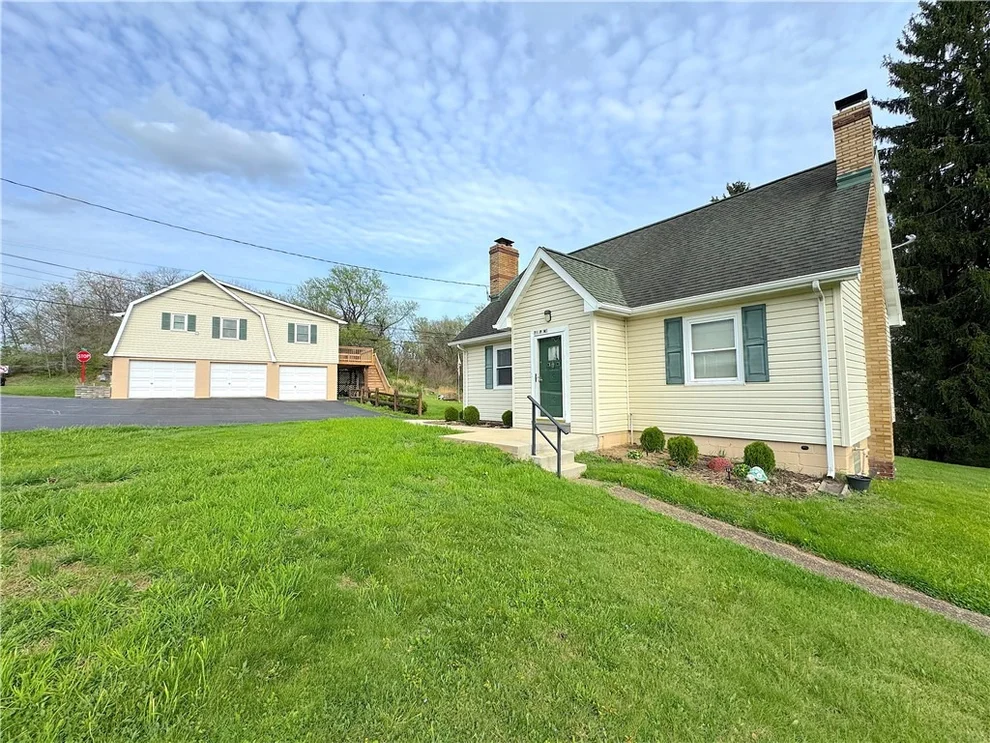 Unit for sale at 7 W Pine St, Delmont, PA 15626