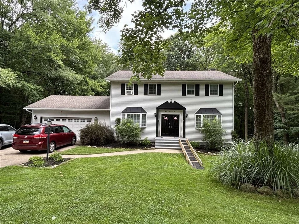 Unit for sale at 103 Overlook Dr, Titusville, PA 16354