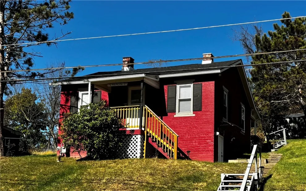 Unit for sale at 70 Mancha St, North Bethlehem, PA 15330