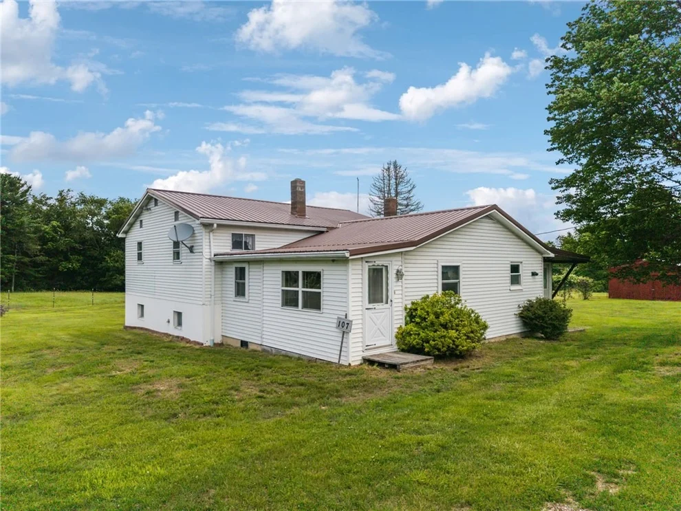Unit for sale at 107 Rock Way Lane, Burrel/Blacklick, PA 15717